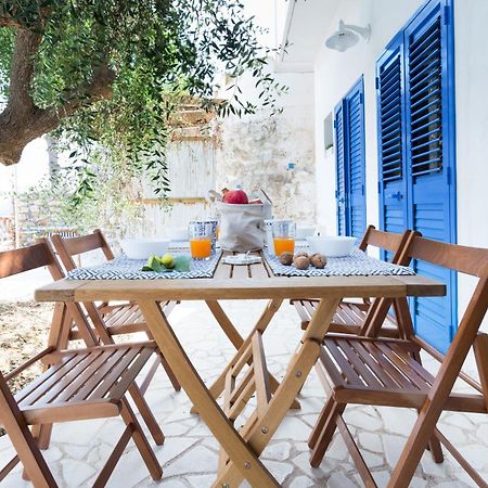Trullo E Appartamenti Al Mareトッレ・サン・ジョヴァンニ・ウジェント エクステリア 写真